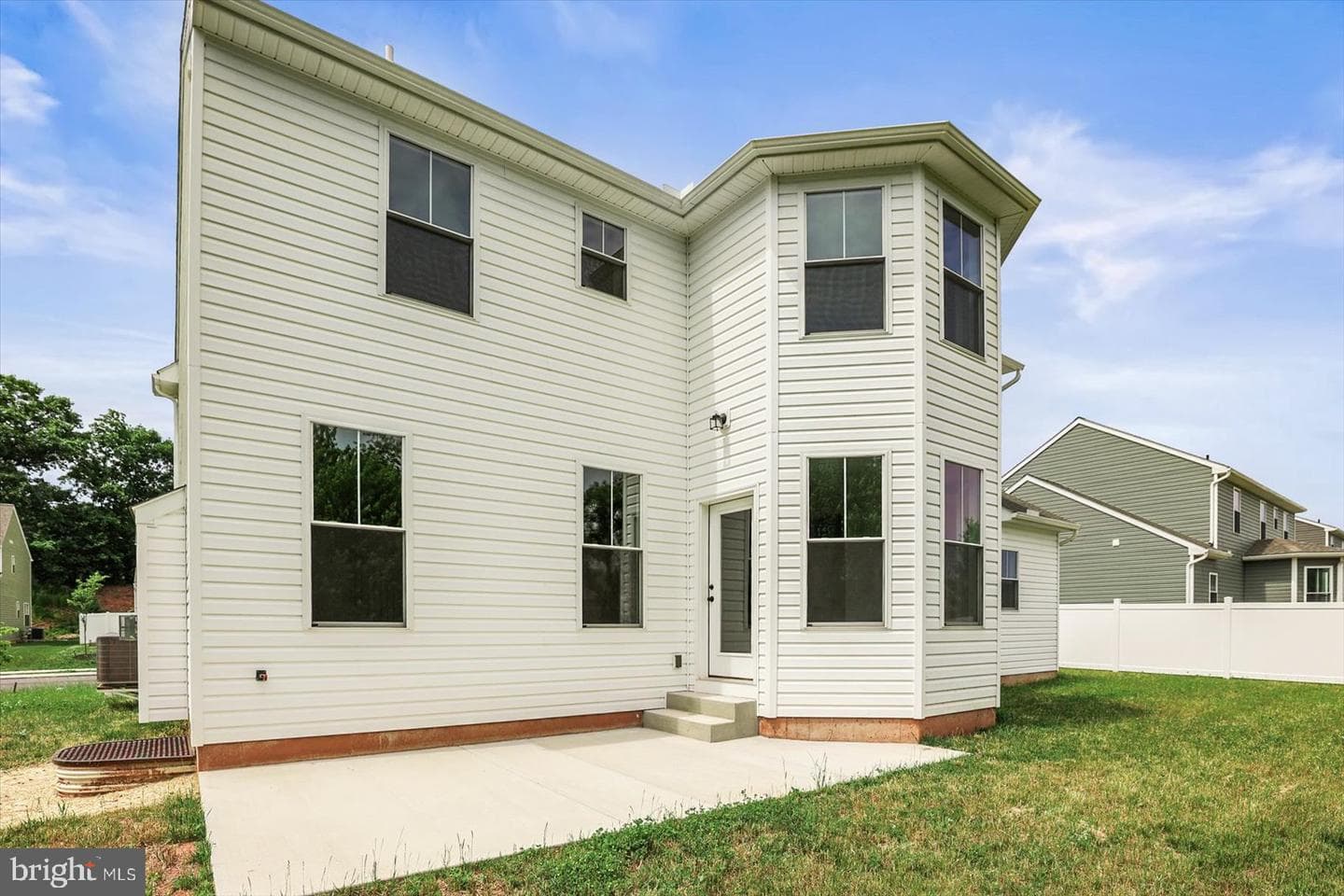 140 Eli Drive photo 33