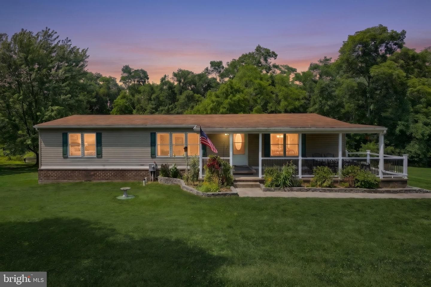 105 Weire Road photo 1
