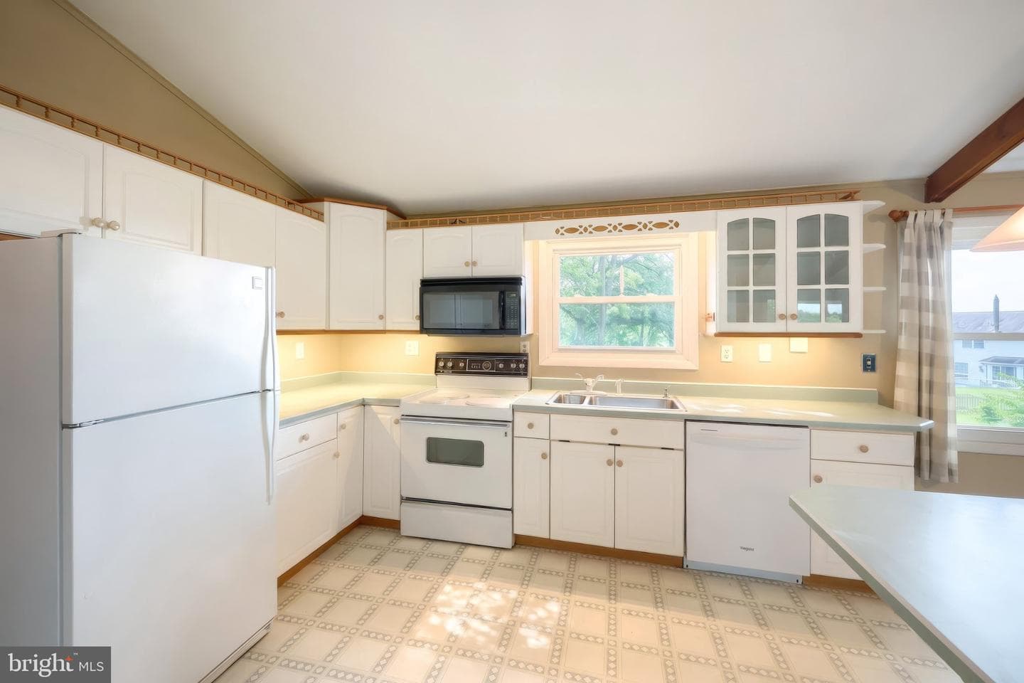 468 Fairview Drive photo 25