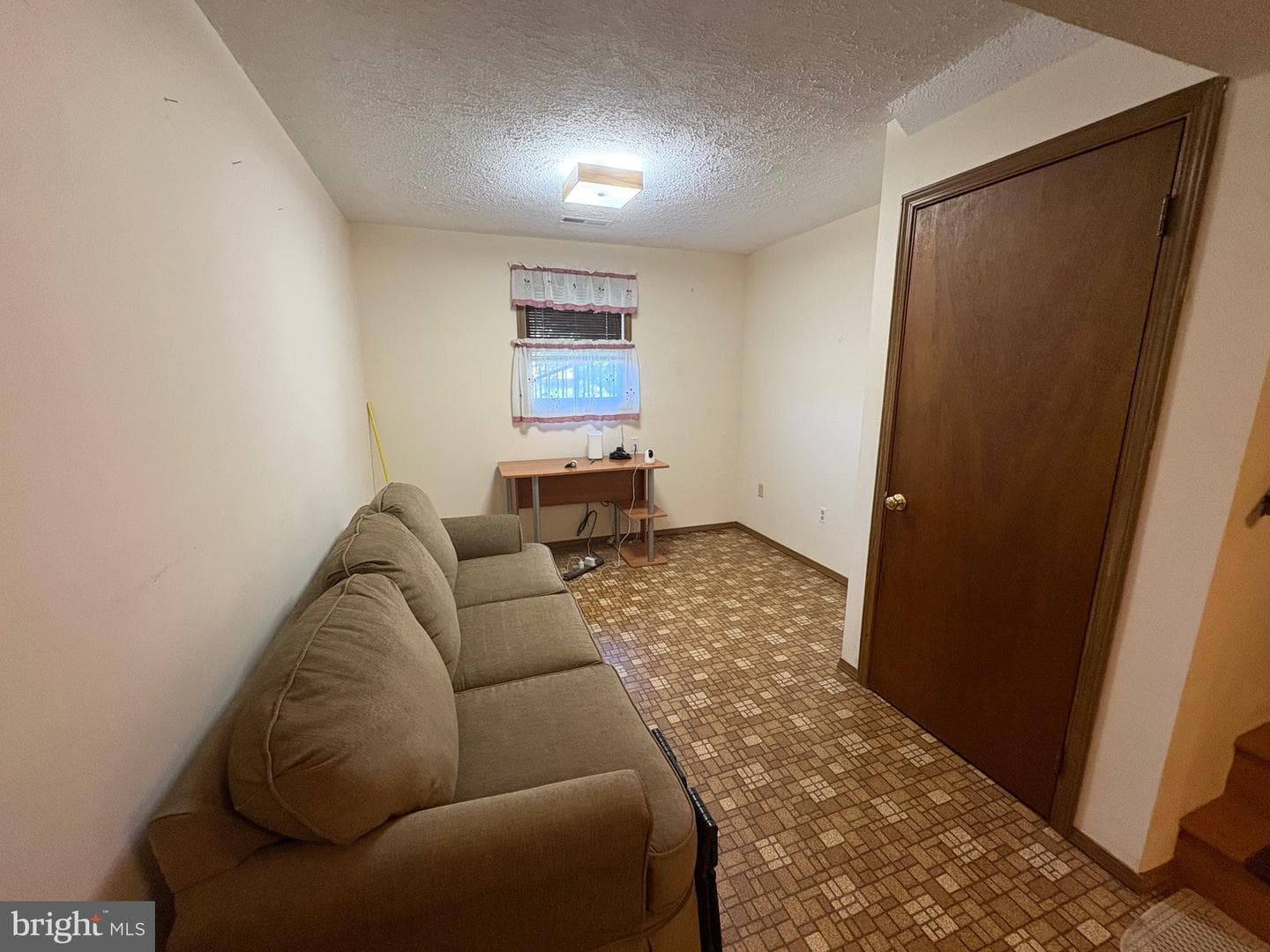 389 Oakwood Drive photo 24