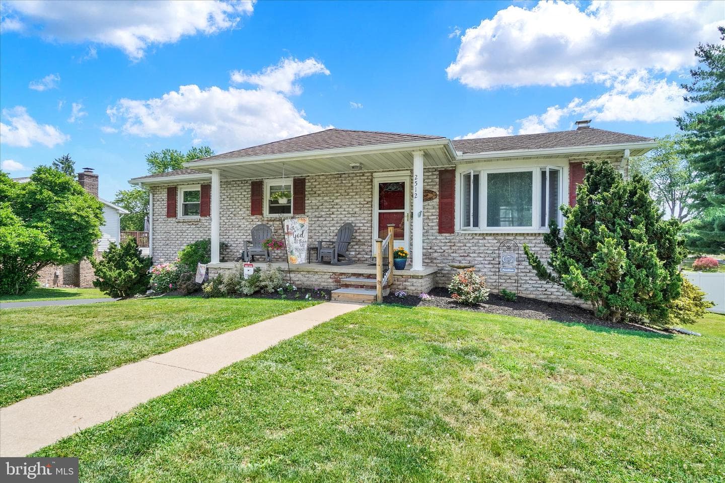2512 Danielle Drive photo 2