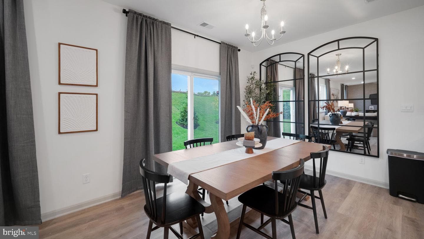 100 Christina Drive photo 9