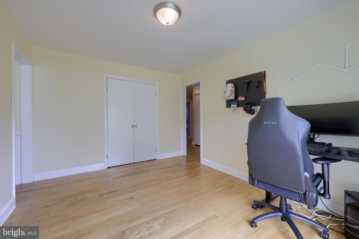 100 N Lynbrook Drive N photo 22