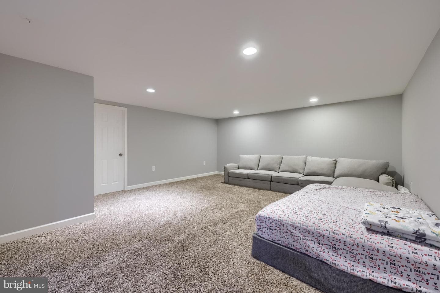 100 N Lynbrook Drive N photo 23
