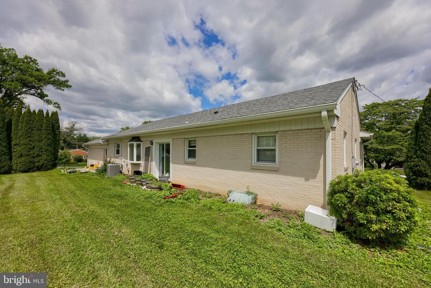 100 N Lynbrook Drive N photo 29
