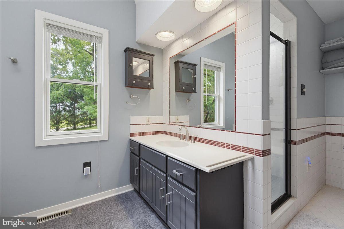 4065 Deerhill Dr photo 25