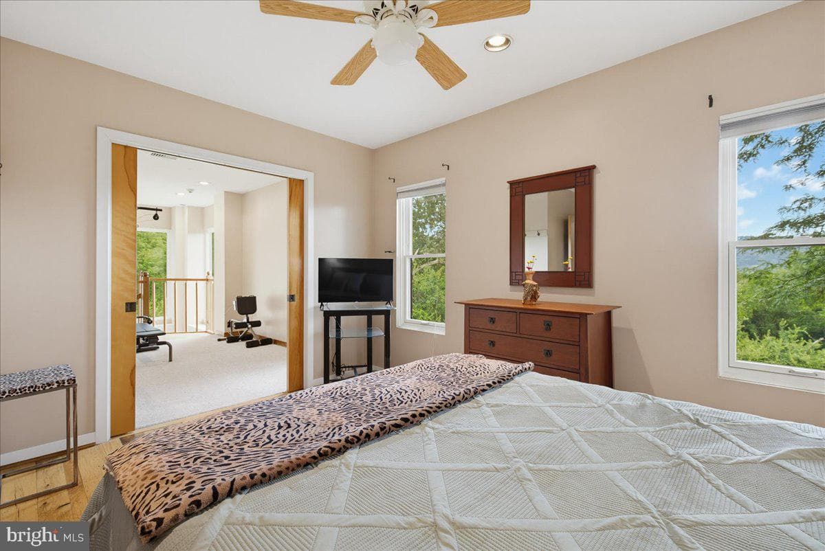 4065 Deerhill Dr photo 30