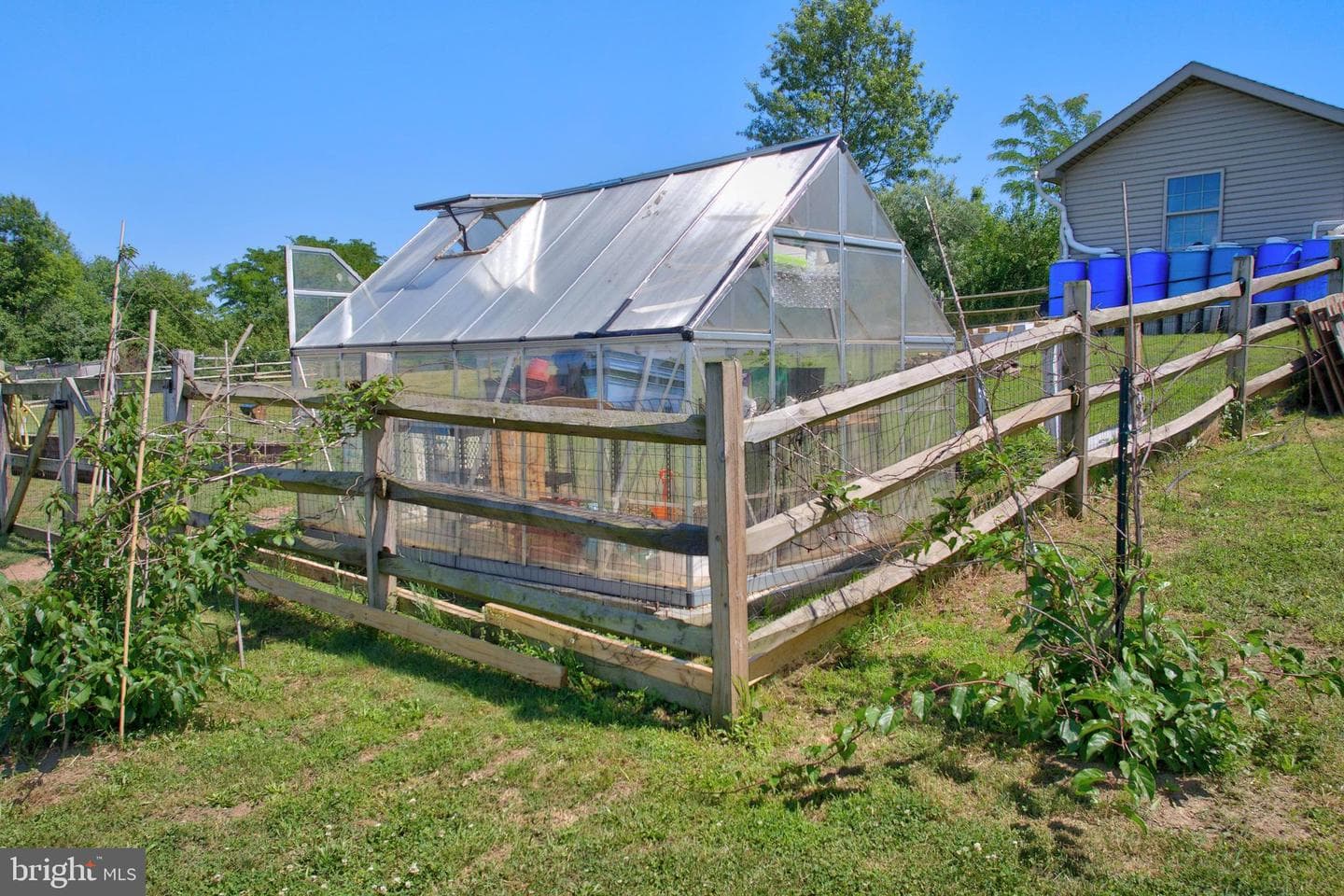 225 N Grant Road photo 39