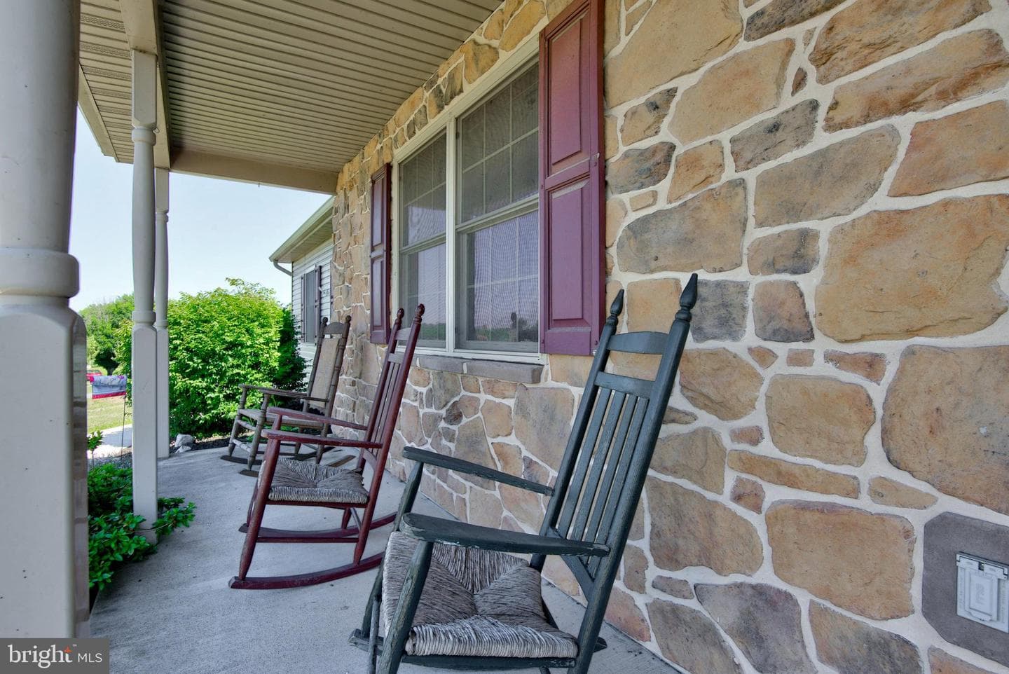 225 N Grant Road photo 4