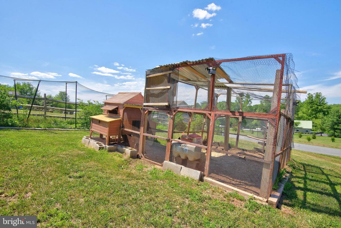 225 N Grant Road photo 41
