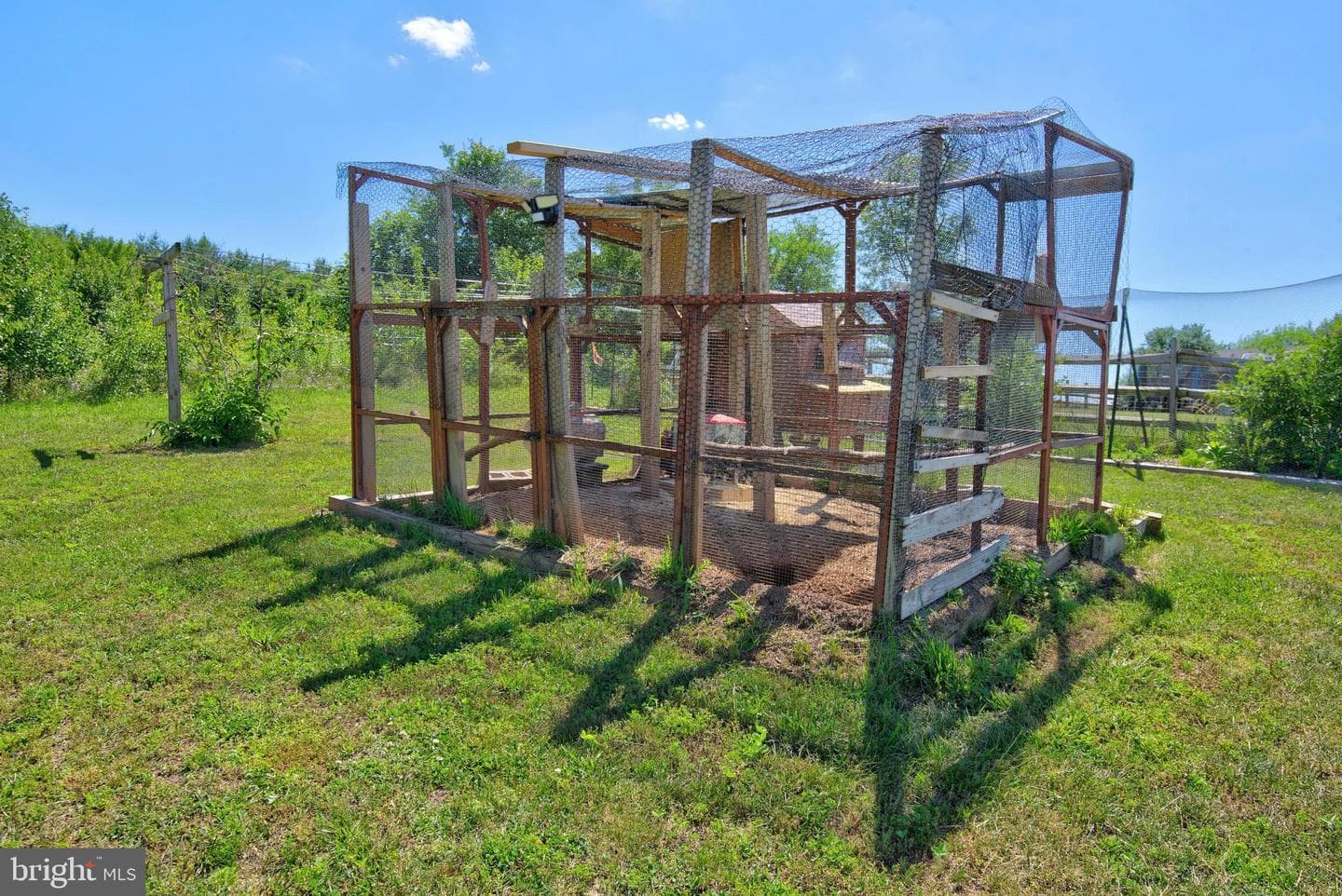 225 N Grant Road photo 42