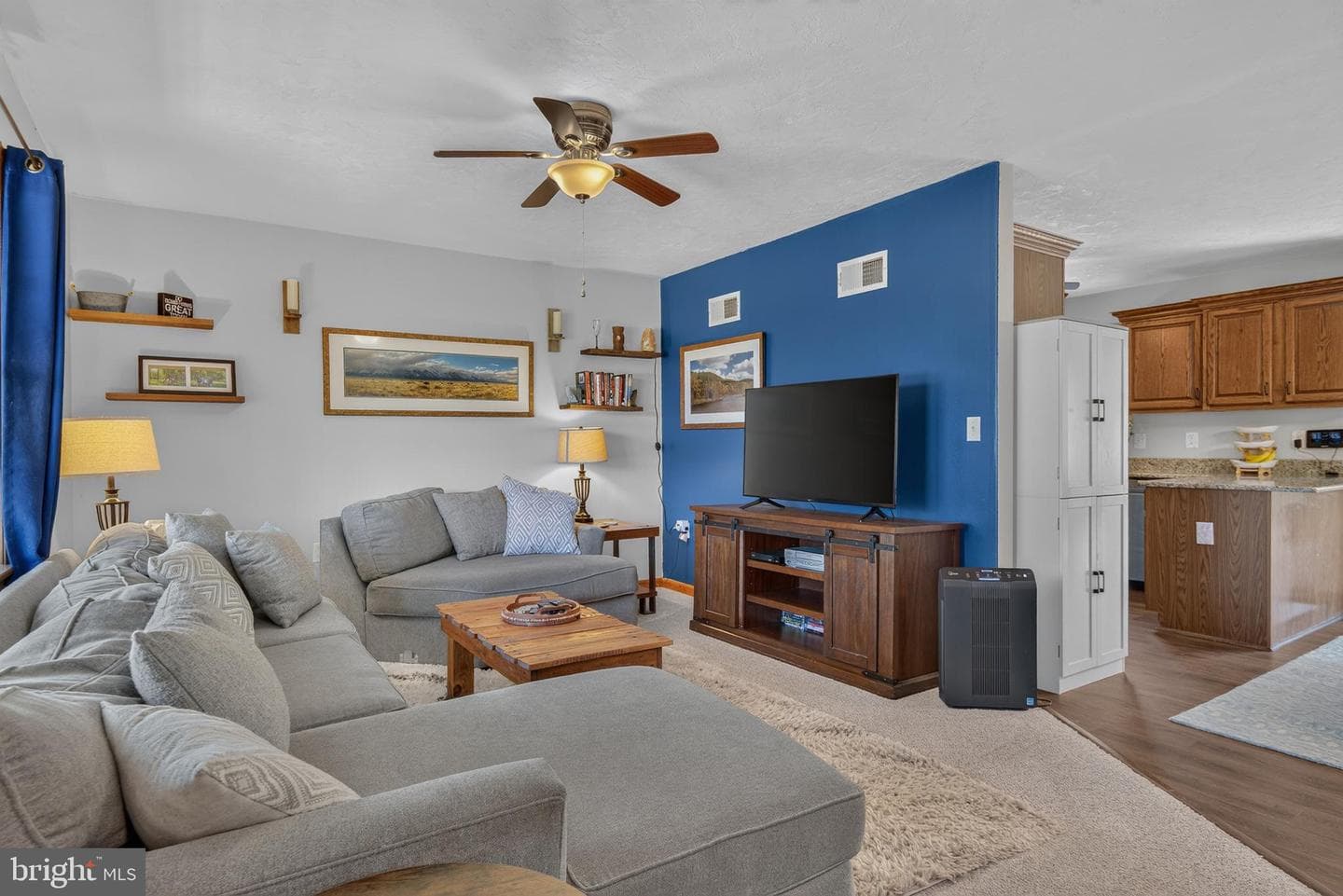 225 N Grant Road photo 6