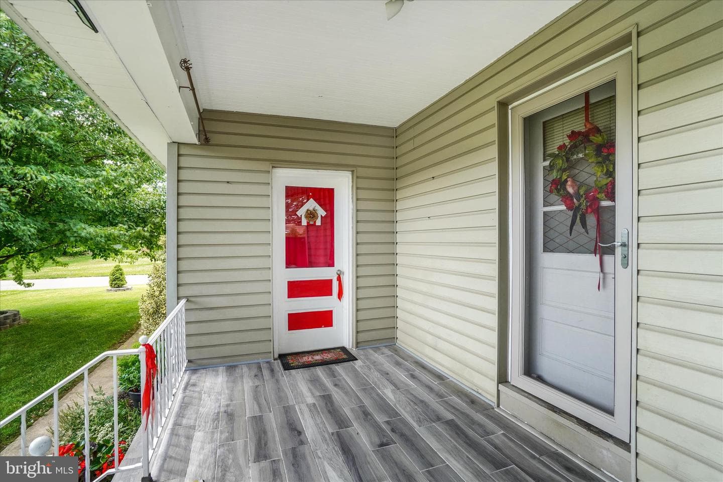 2360 Loucks Road photo 24