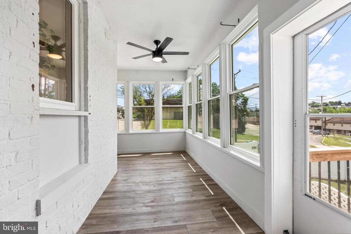 200 W High Street photo 18