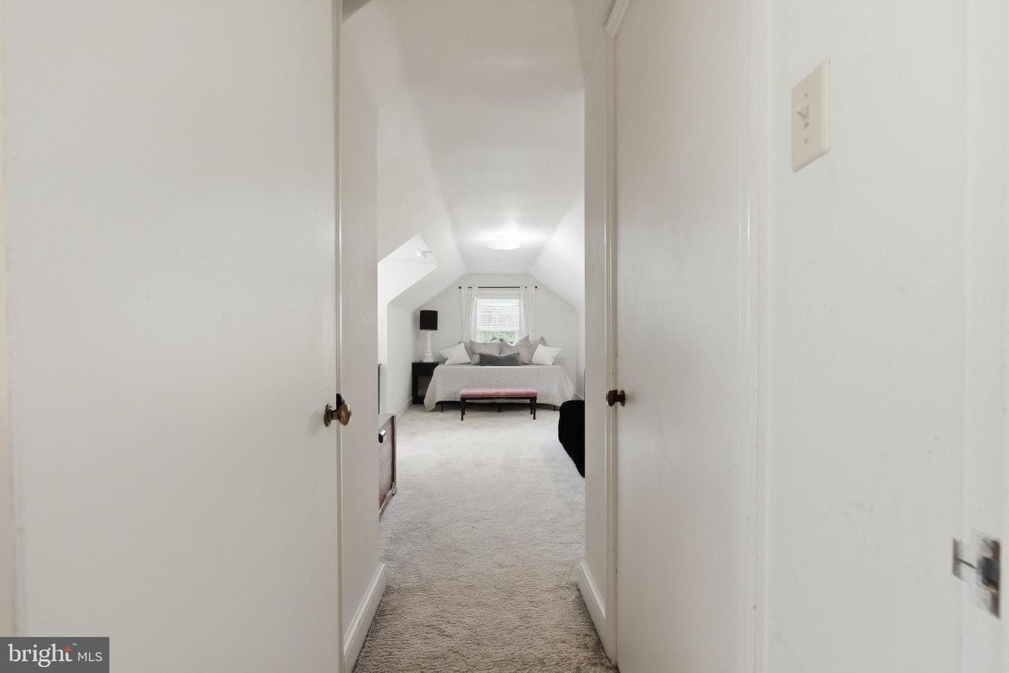 983 Brockie Lane photo 22
