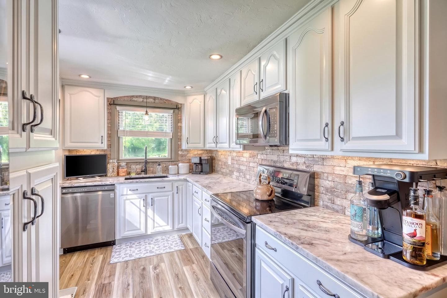 2415 Clearview Lane photo 11