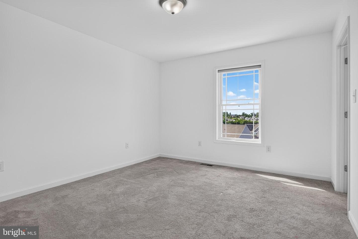 25 Steeple Chase Drive photo 33