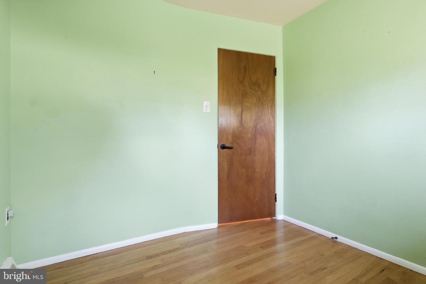 2102 Louise Avenue photo 14