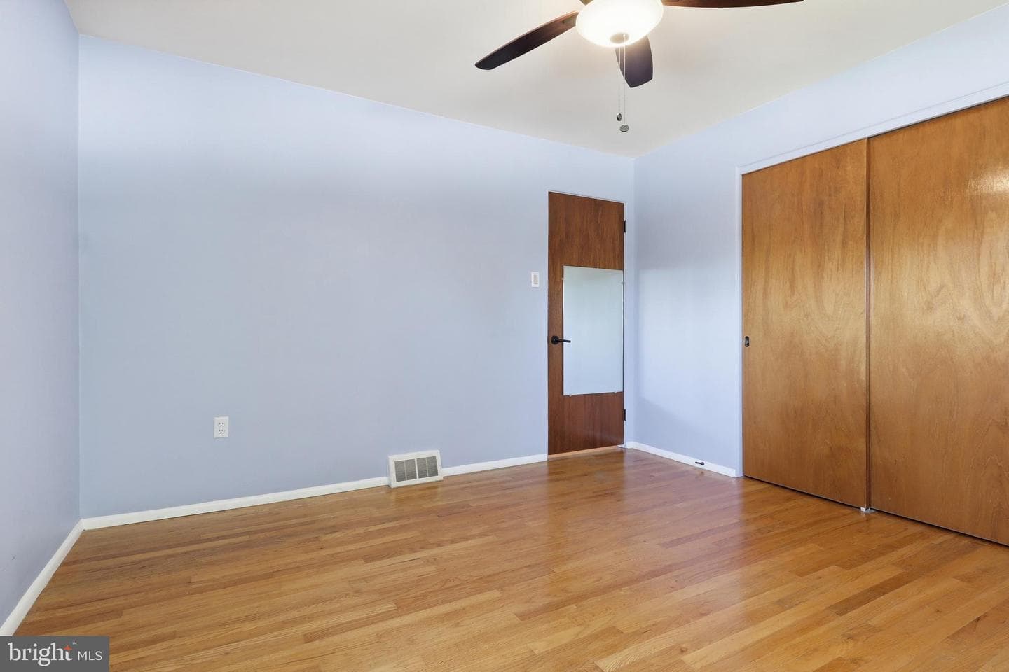 2102 Louise Avenue photo 19