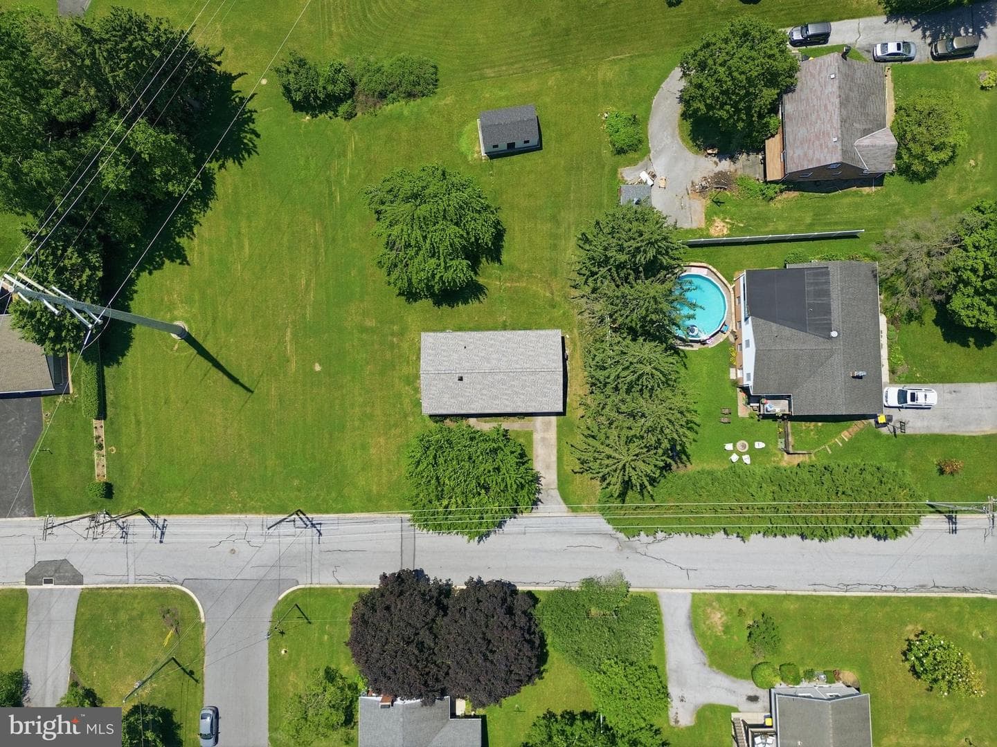 2102 Louise Avenue photo 29