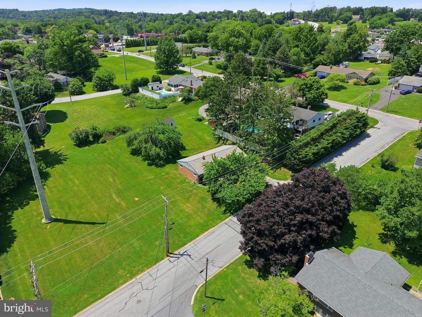 2102 Louise Avenue photo 32