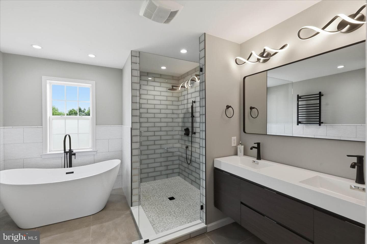 1730 Candle Lane photo 34