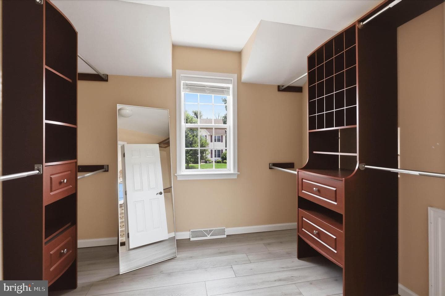 1730 Candle Lane photo 38