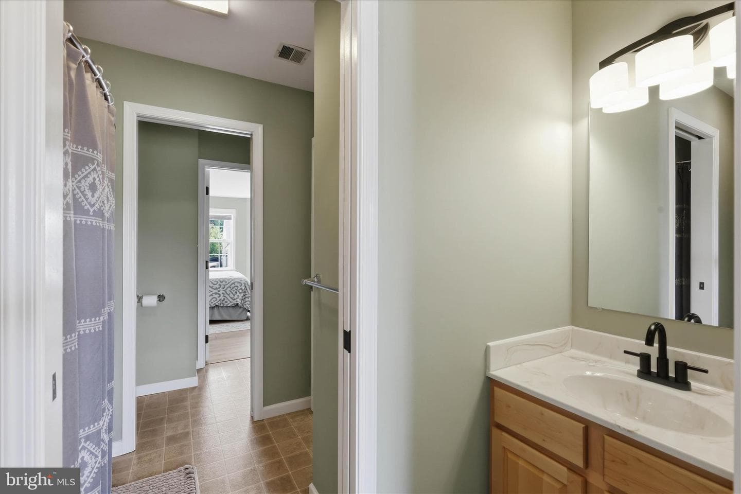 1730 Candle Lane photo 46
