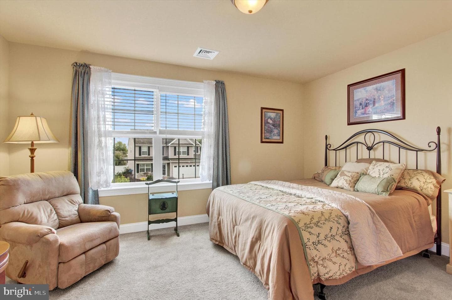 15 Evan Drive photo 18