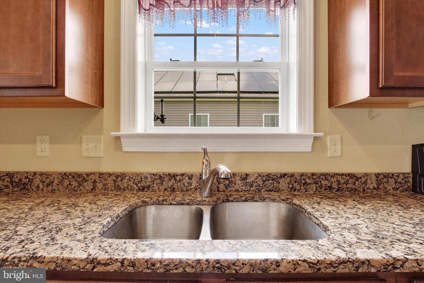 15 Evan Drive photo 9