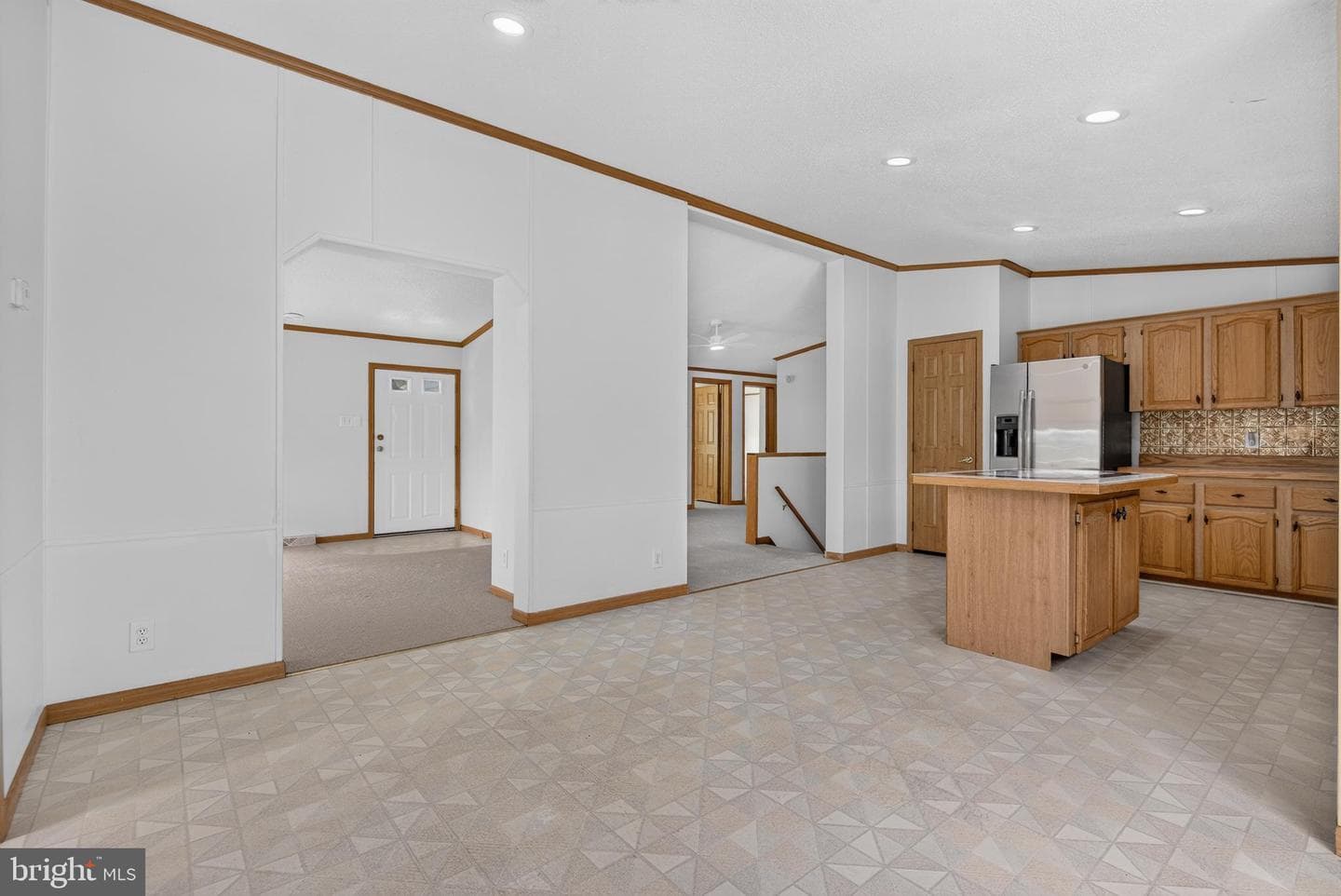 69 Gilbert Road photo 10