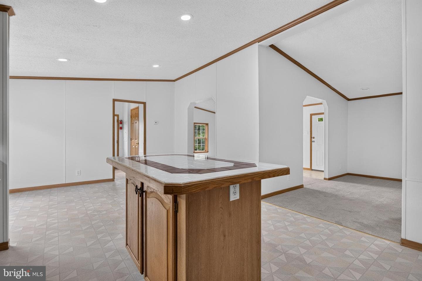 69 Gilbert Road photo 14