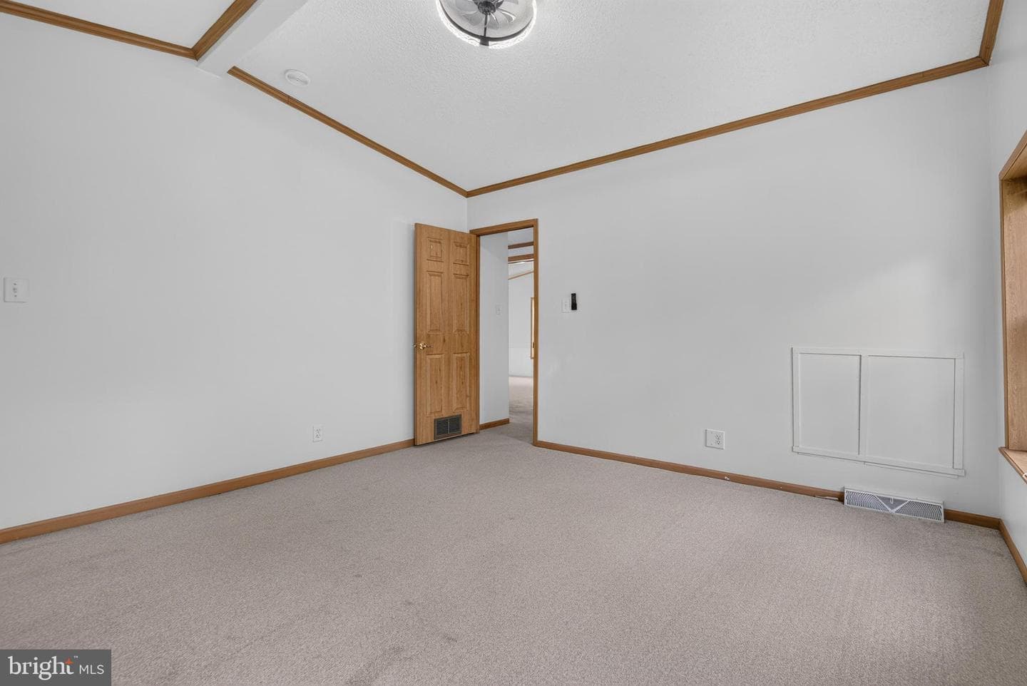 69 Gilbert Road photo 19