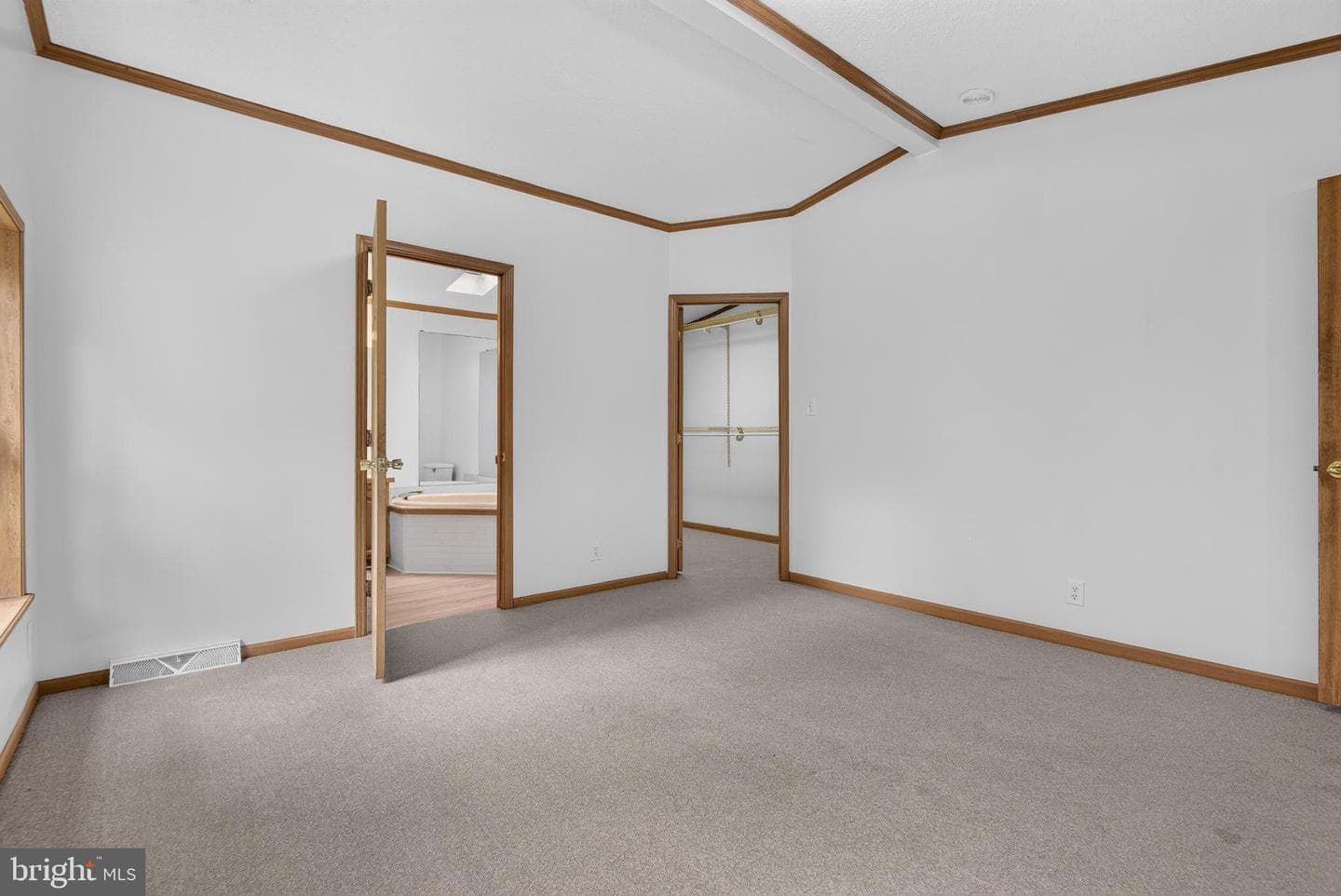69 Gilbert Road photo 20