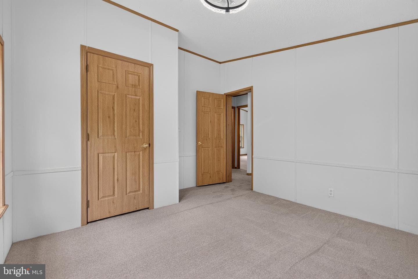69 Gilbert Road photo 28