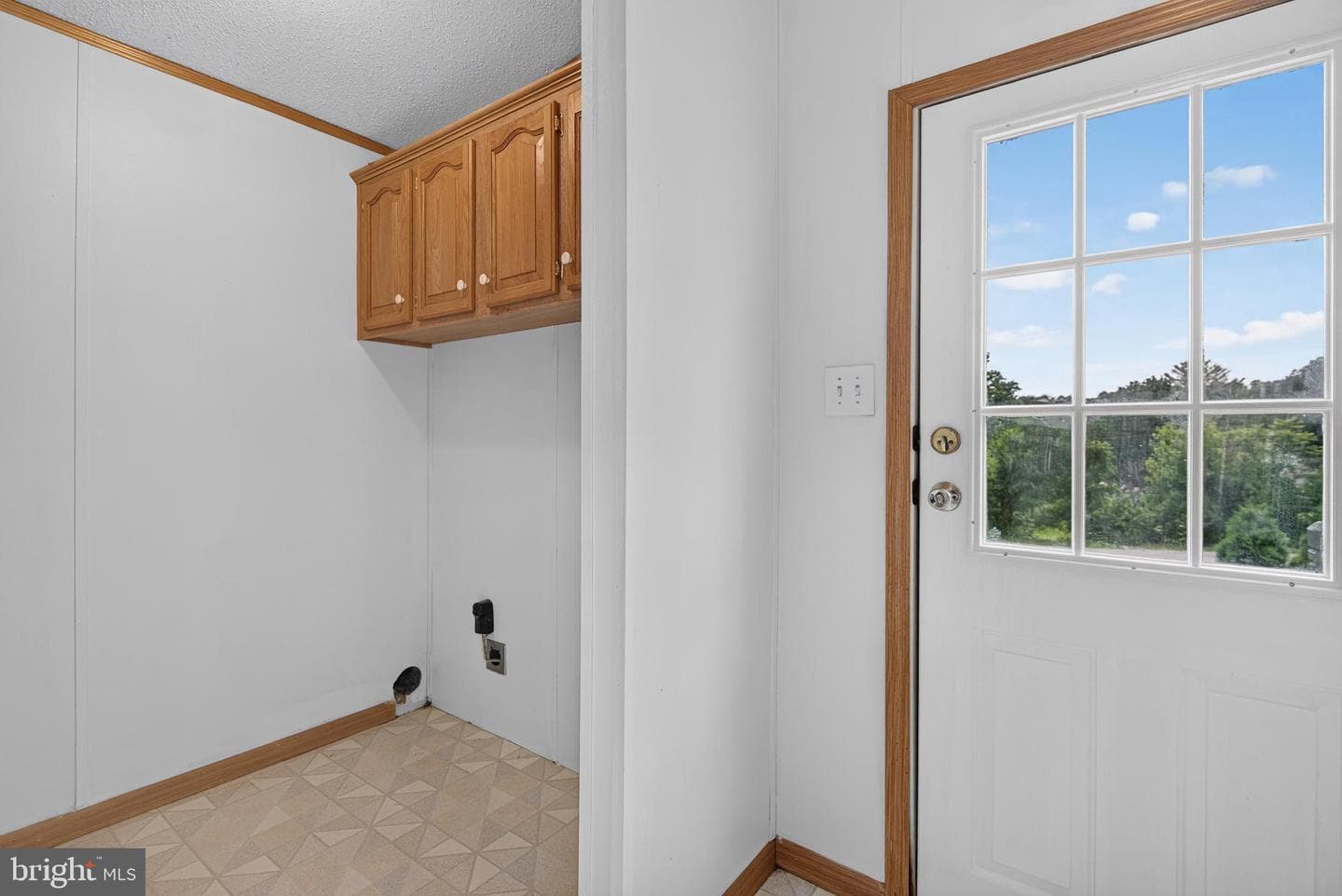 69 Gilbert Road photo 30