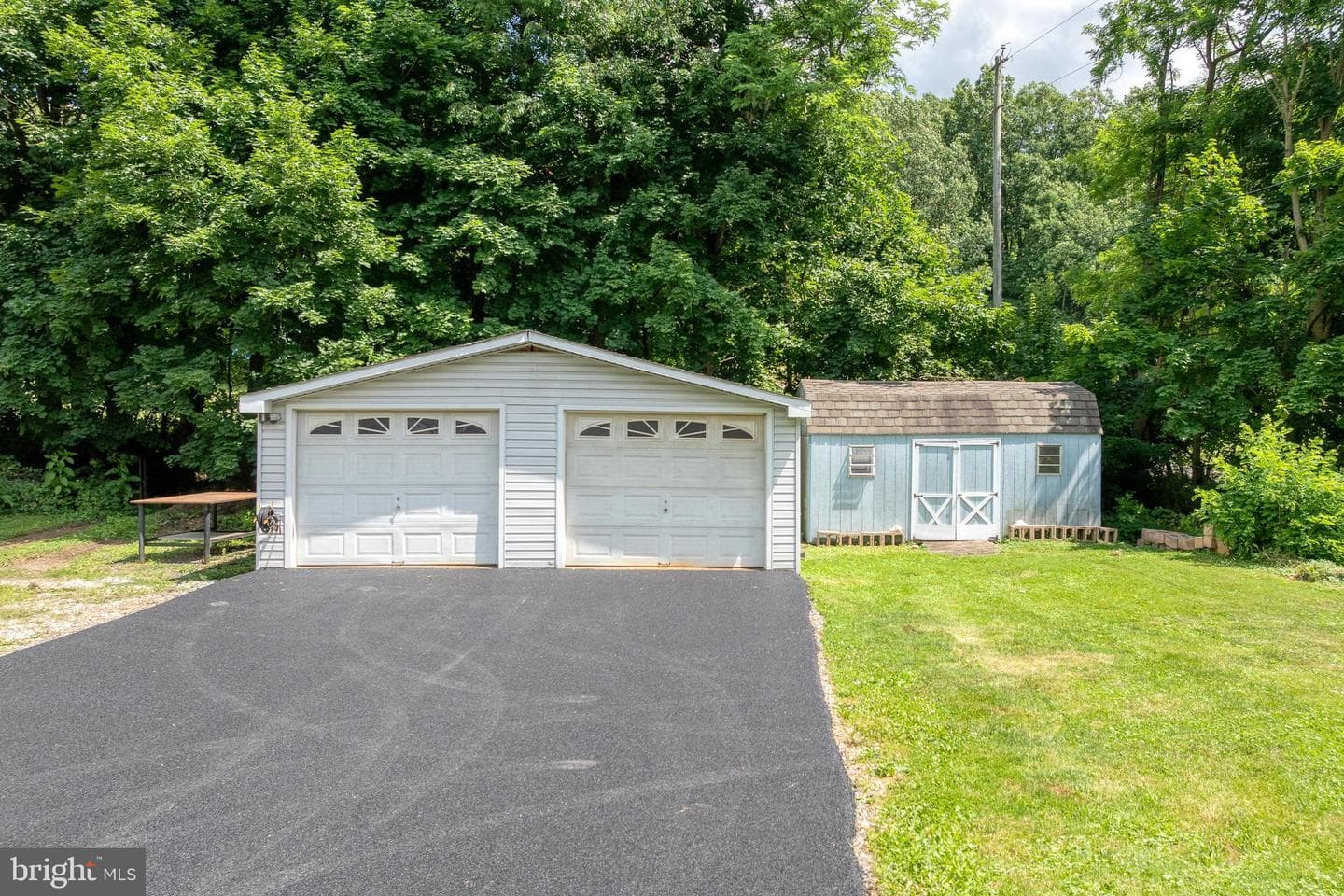 69 Gilbert Road photo 44