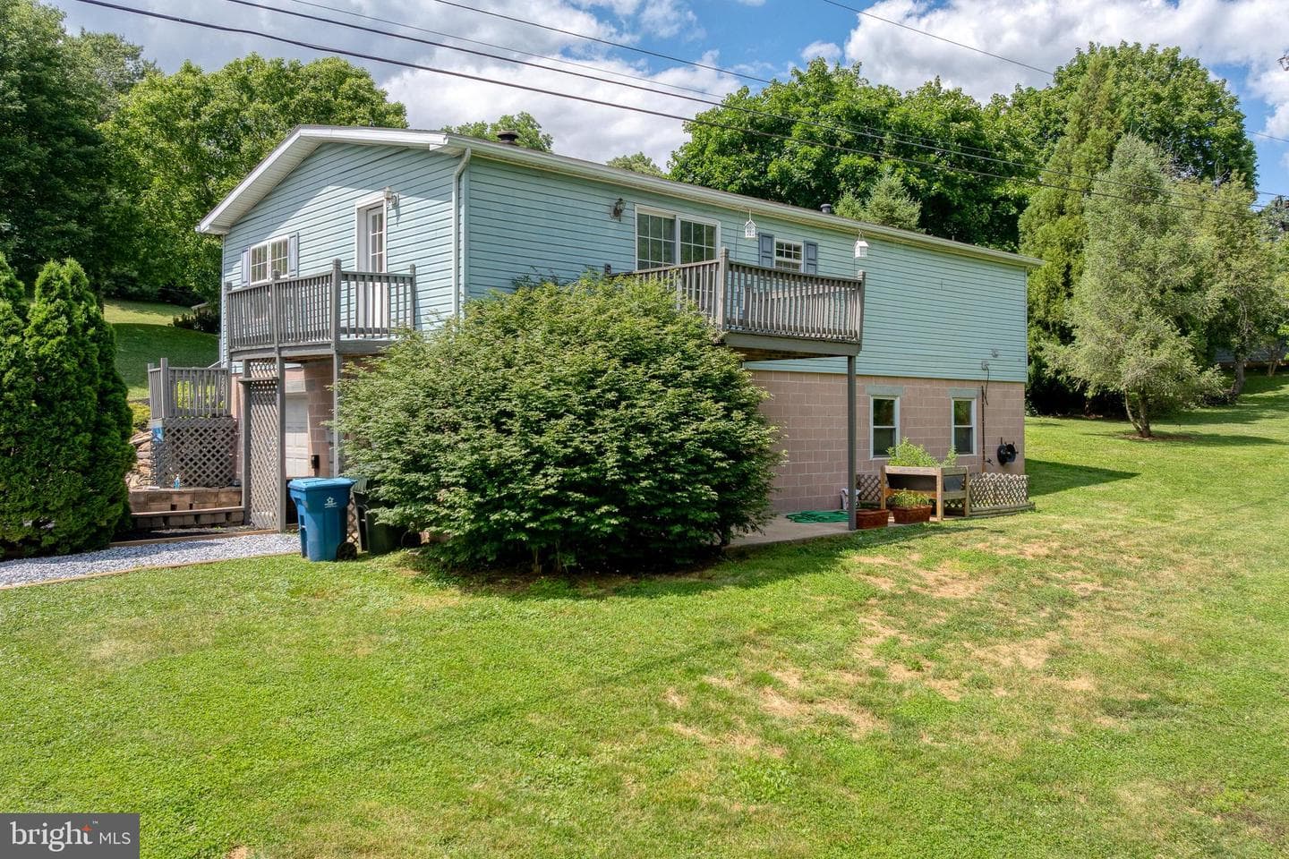69 Gilbert Road photo 47