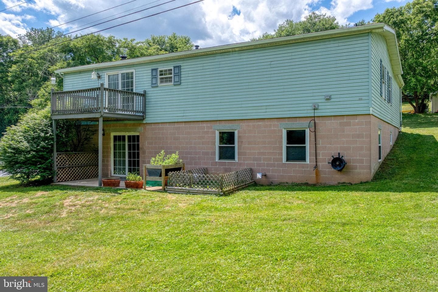 69 Gilbert Road photo 48