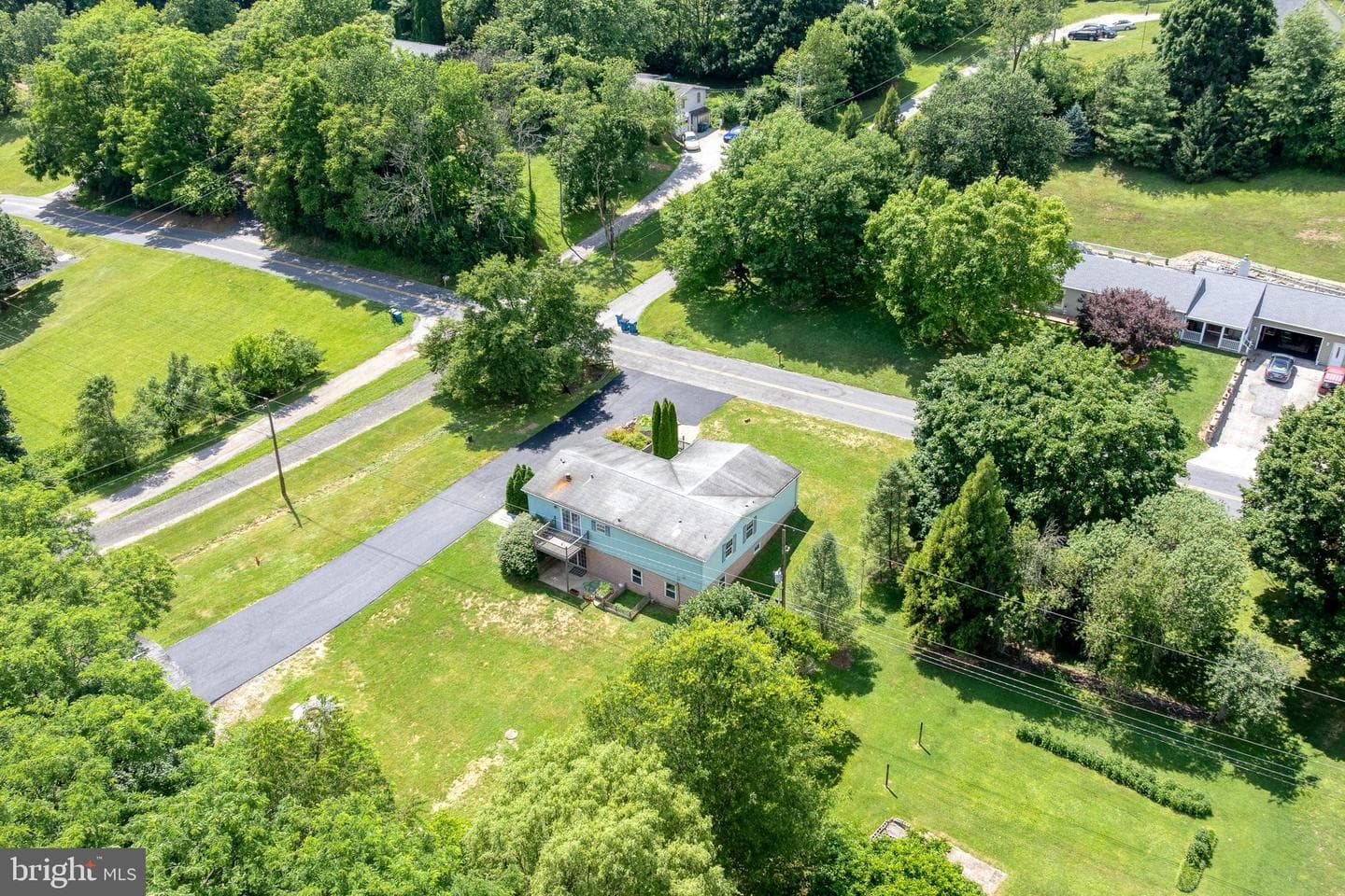 69 Gilbert Road photo 54