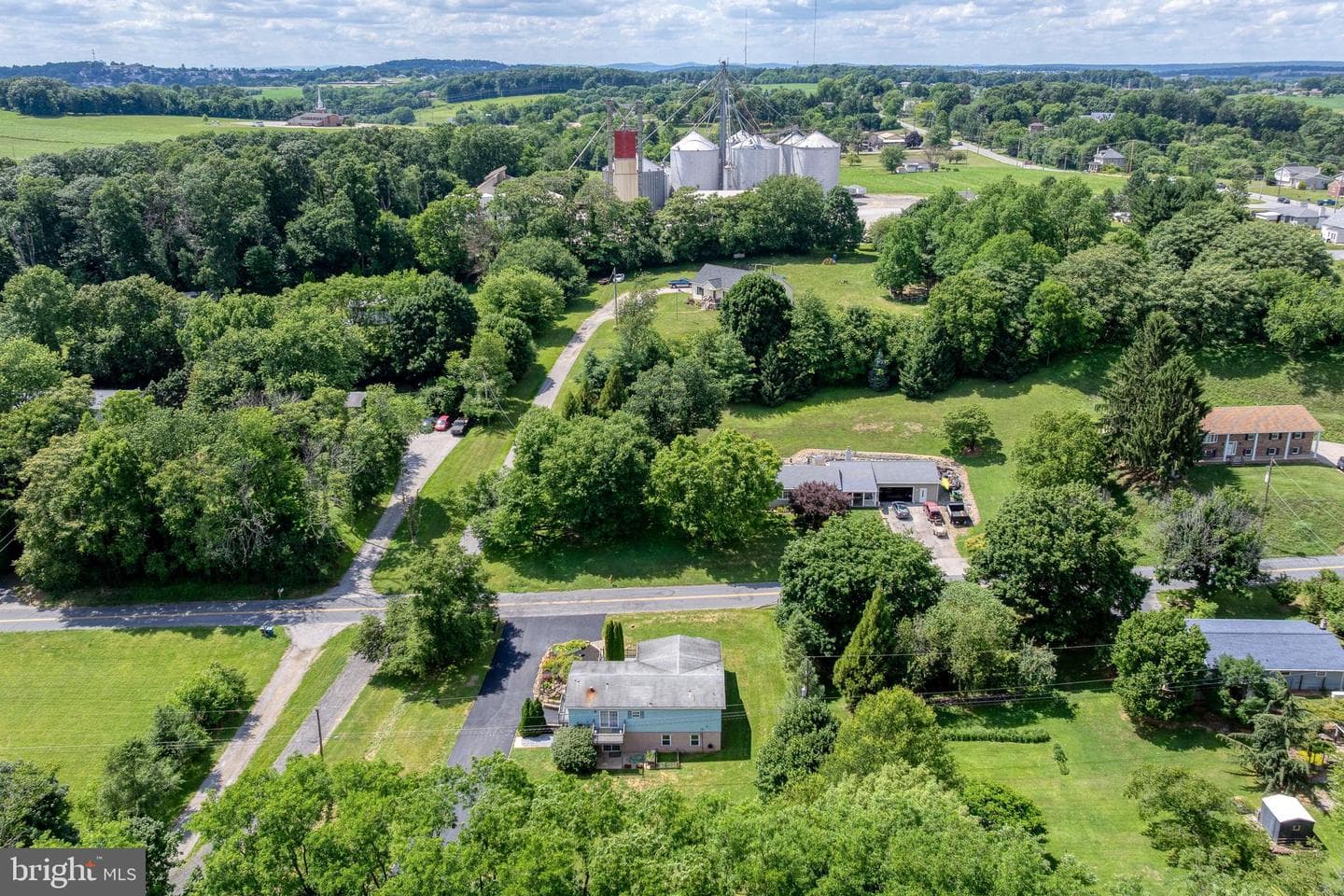 69 Gilbert Road photo 55