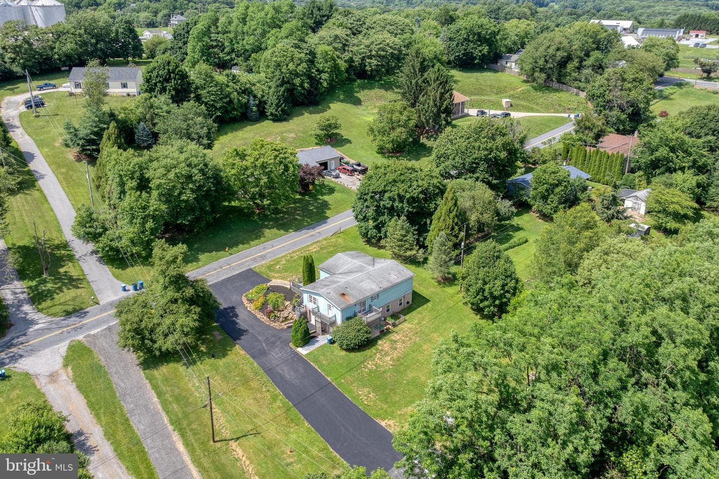 69 Gilbert Road photo 56