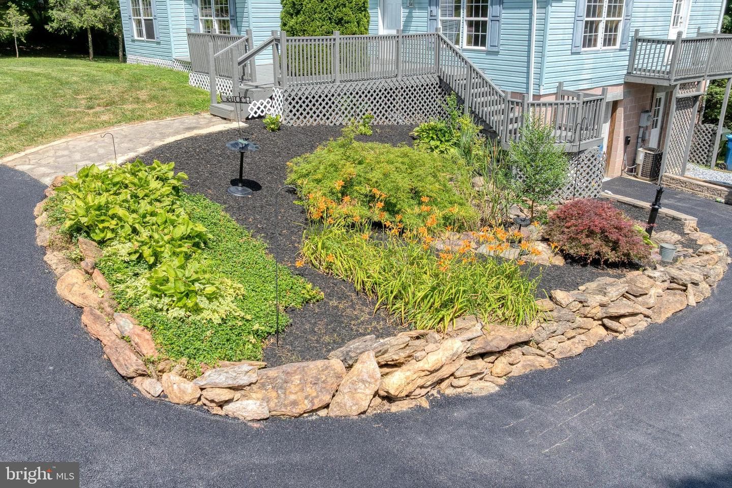 69 Gilbert Road photo 57
