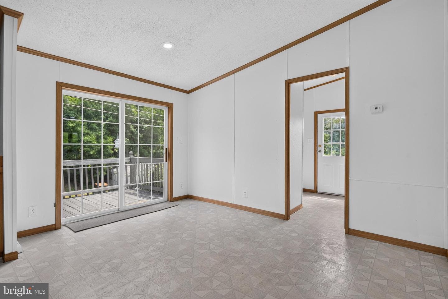 69 Gilbert Road photo 9