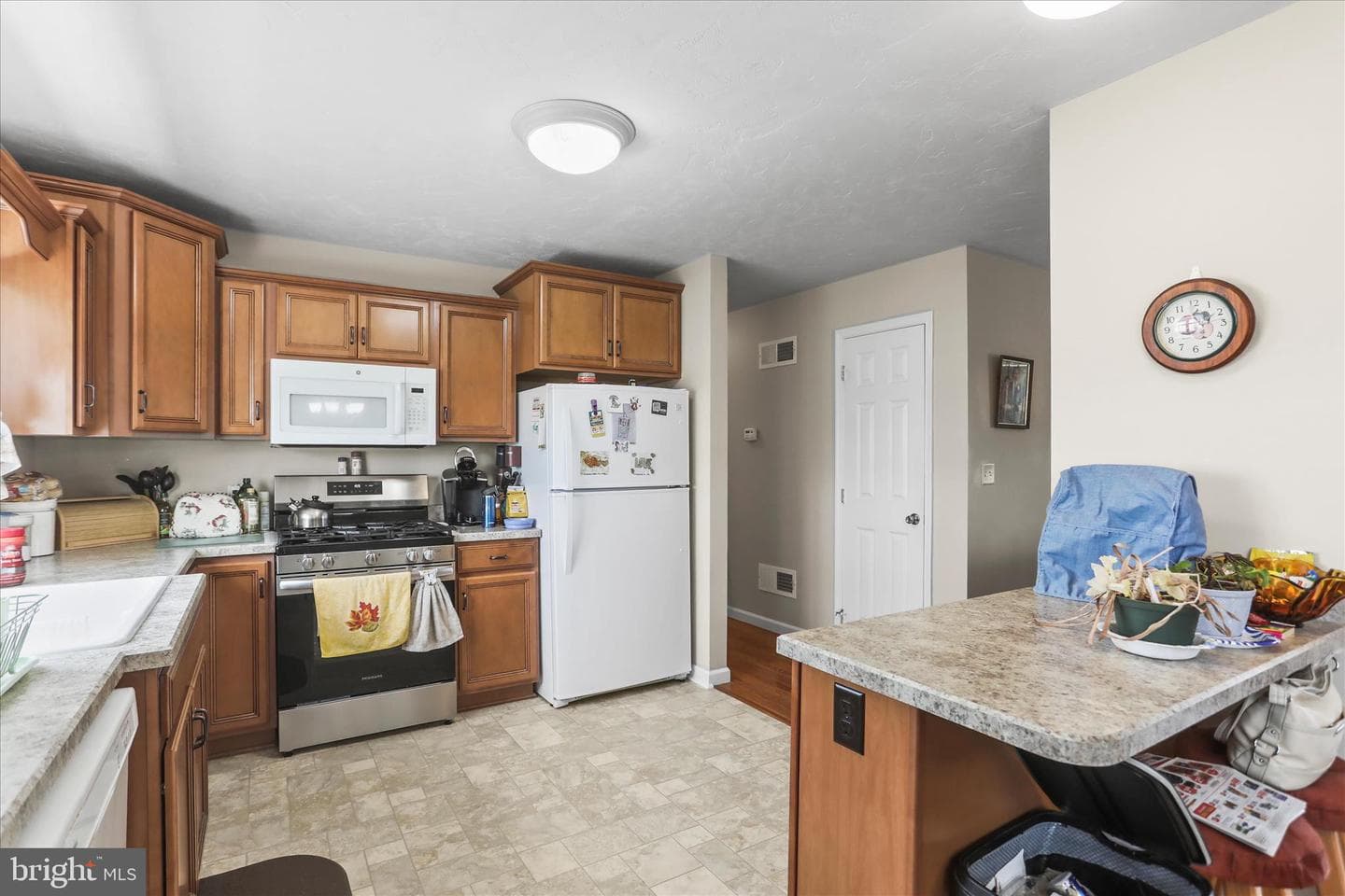 2440 Belair Drive photo 14
