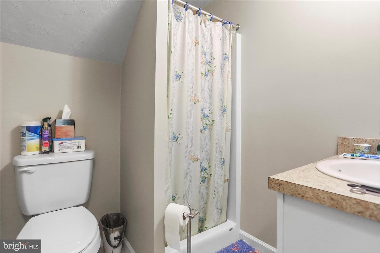 2440 Belair Drive photo 29