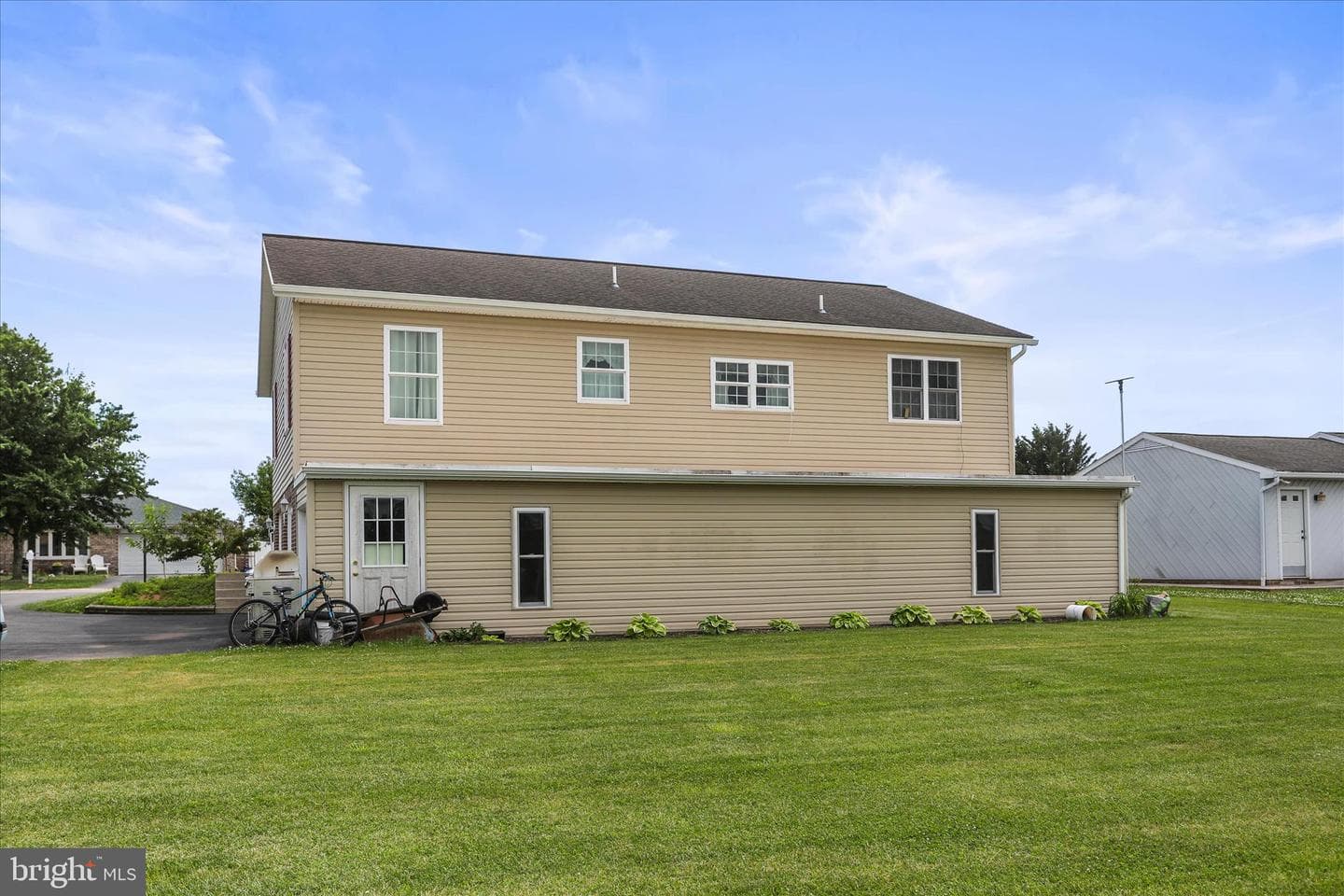 2440 Belair Drive photo 40