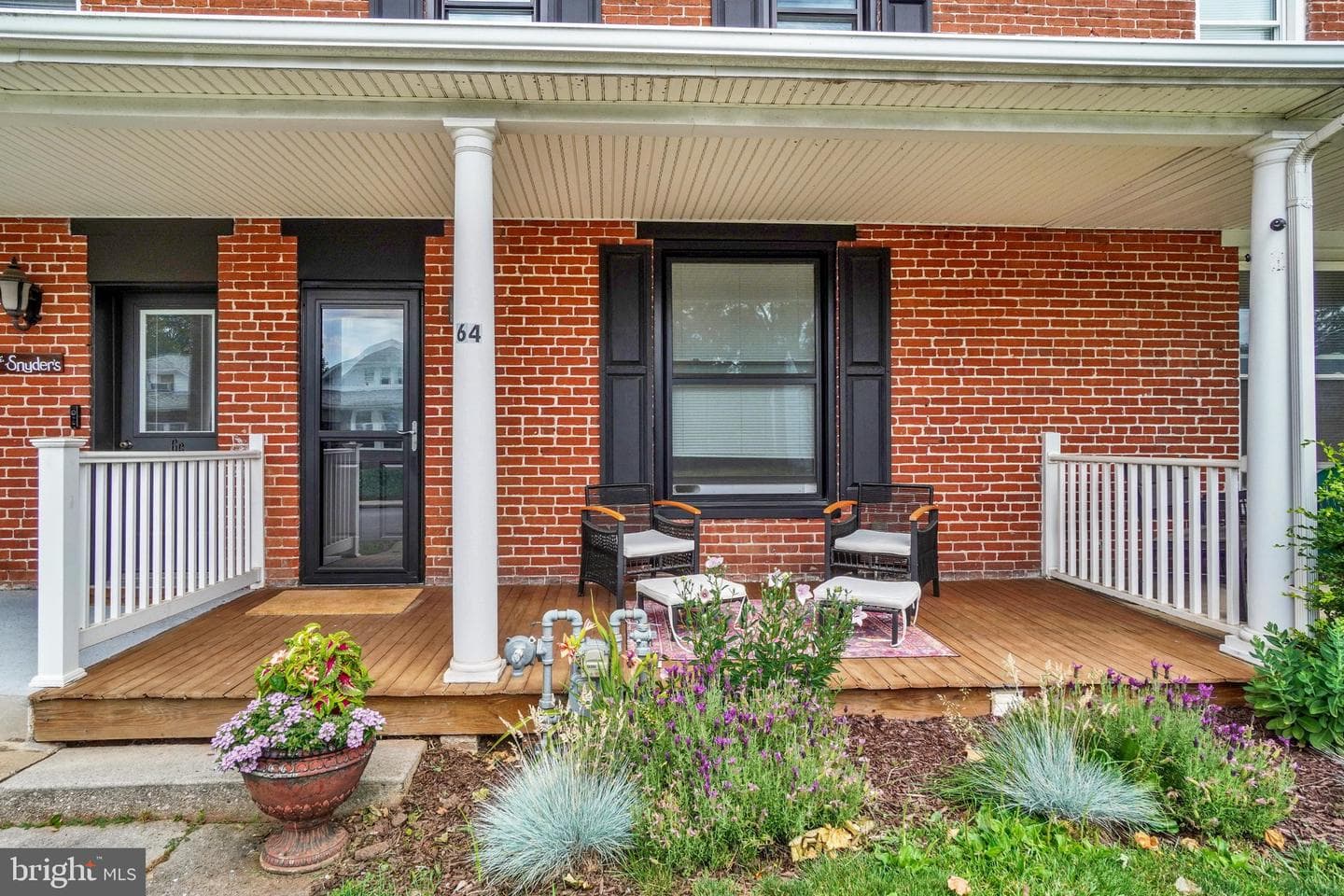 64 S 4th Street