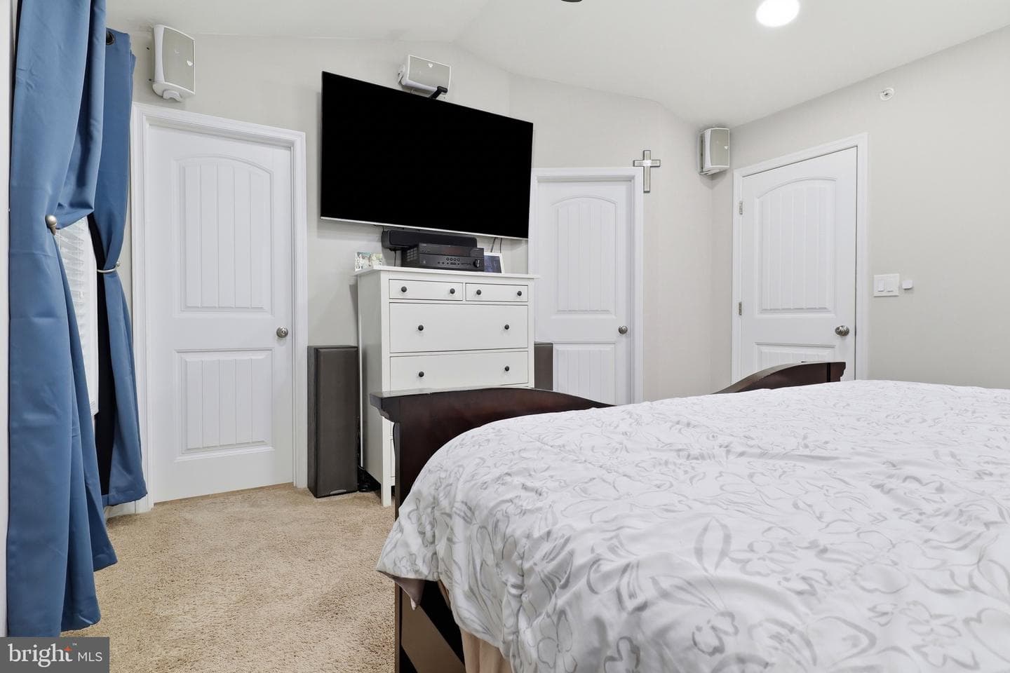 521 Charles Avenue photo 21