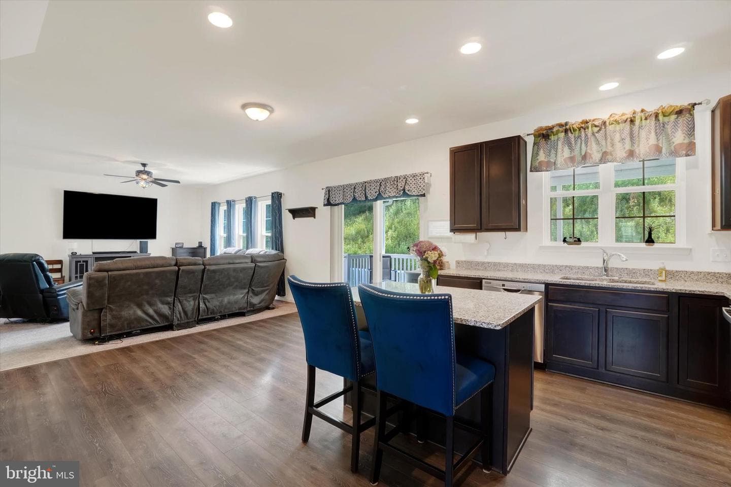 215 Thoroughbred Drive photo 7